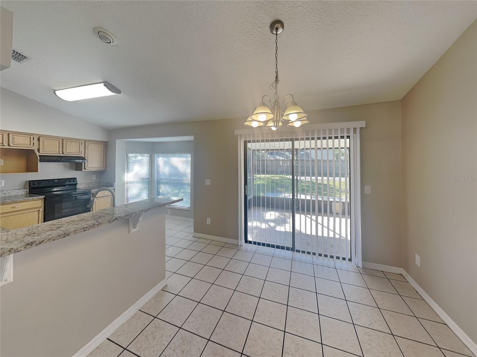 DELTONA LAKES UN 33 - Residential Lease
