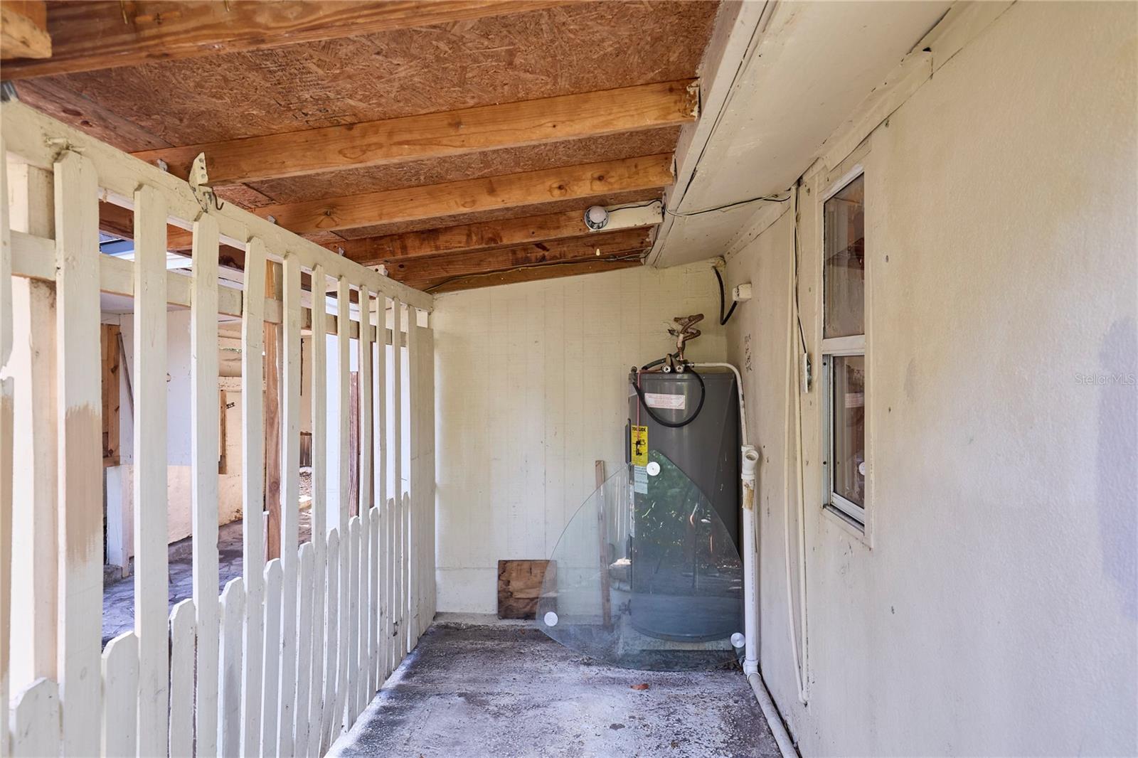 TUXEDO SPGS - Residential