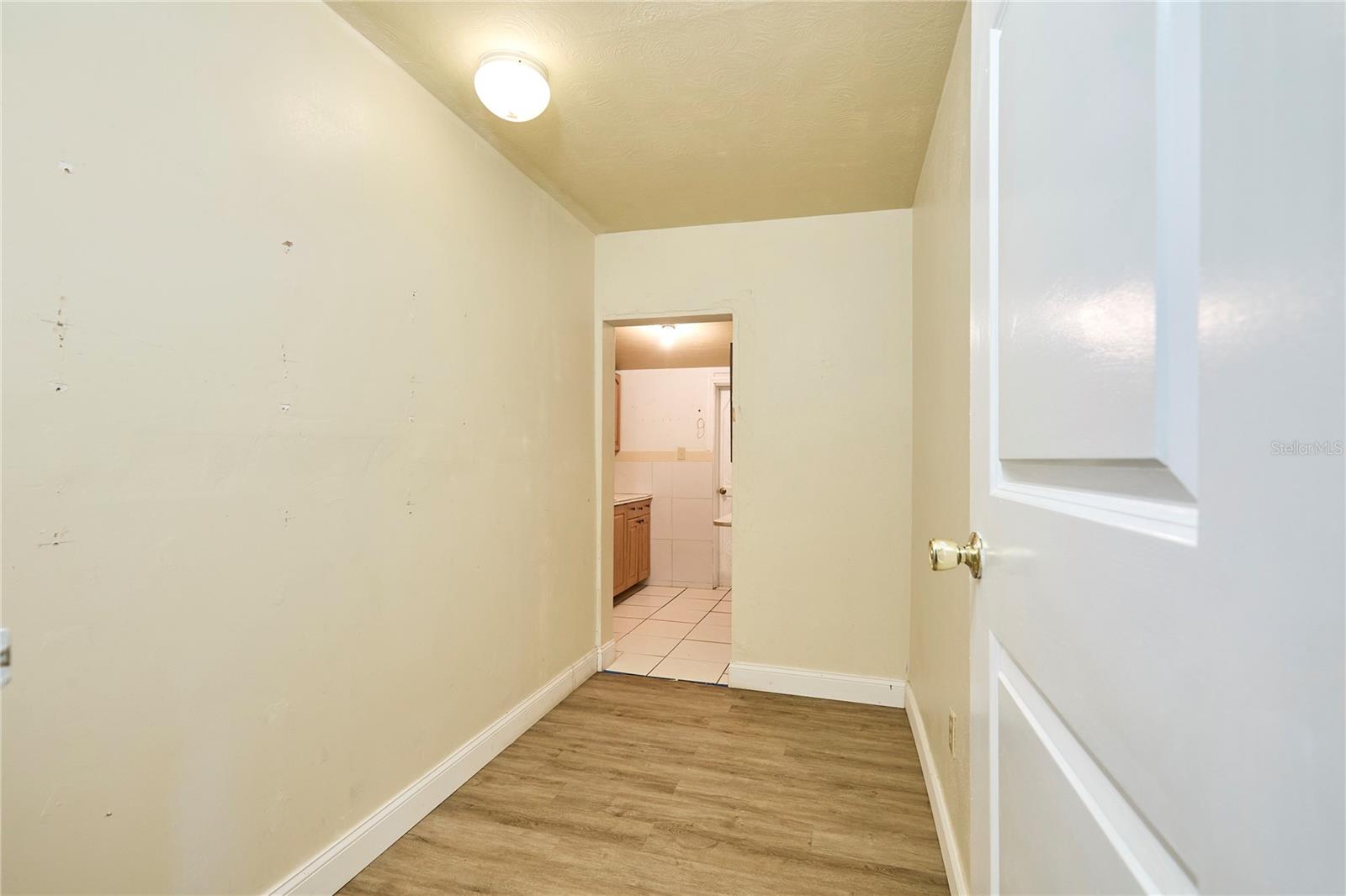 TUXEDO SPGS - Residential