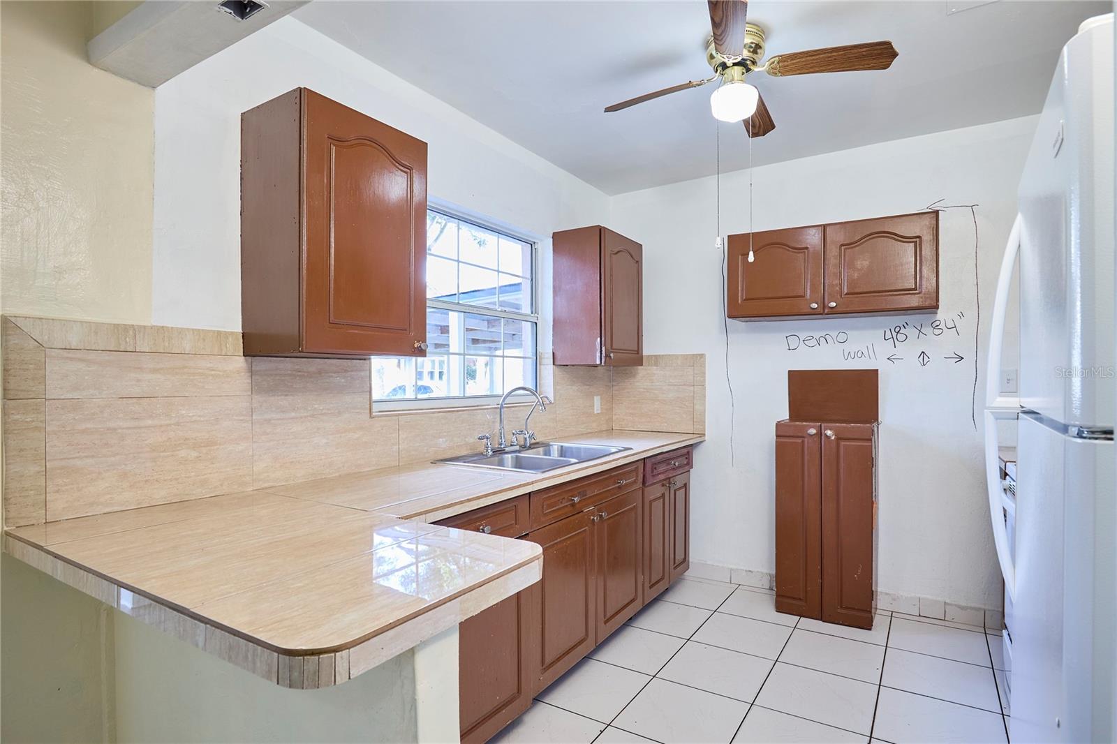 TUXEDO SPGS - Residential