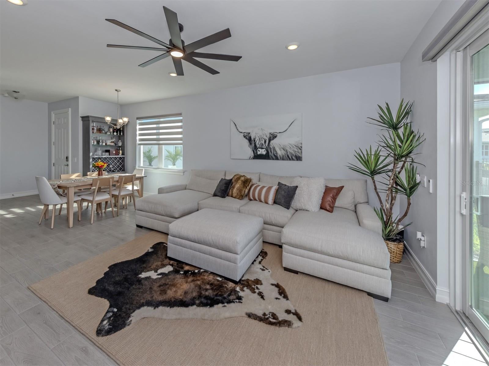 785 IBIZA LOOP, VENICE, FL, 34292 1 785 IBIZA LOOP
