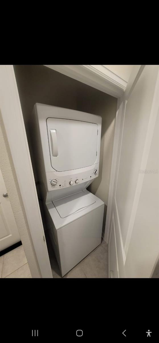 ESTATES/LK HAMMOCK - Residential Income