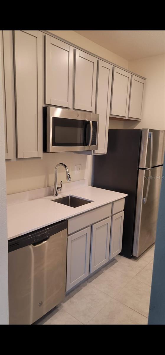 ESTATES/LK HAMMOCK - Residential Income