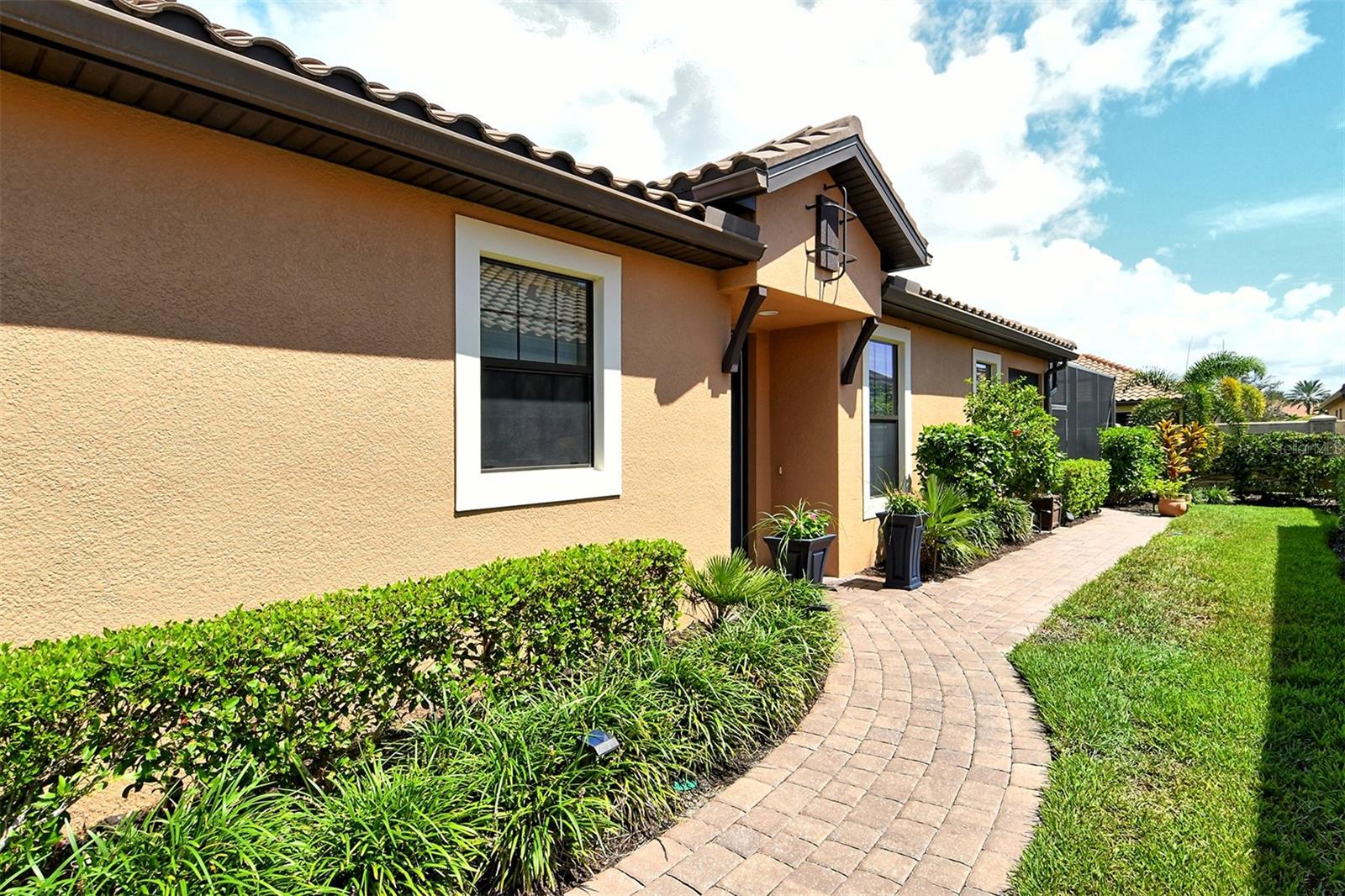 8744 BELLUSSI DRIVE