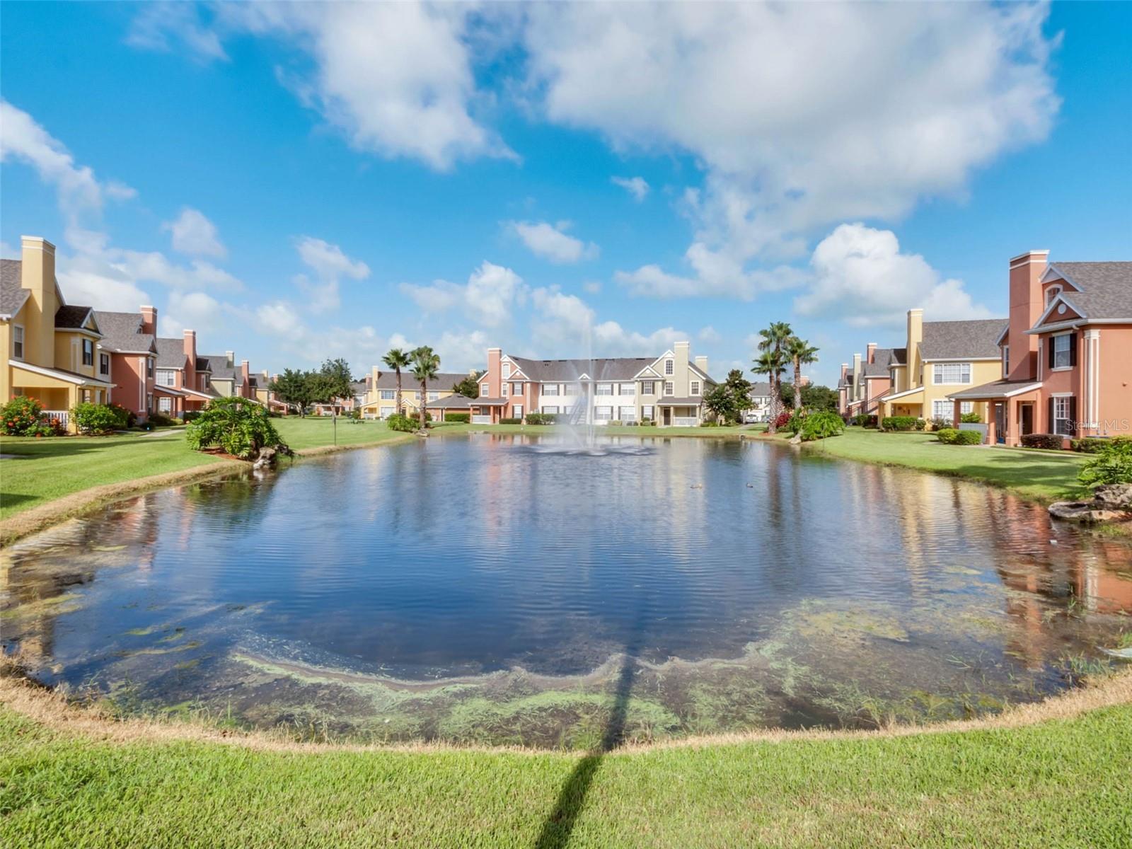 CENTRAL PARK ON LEE VISTA - Residential