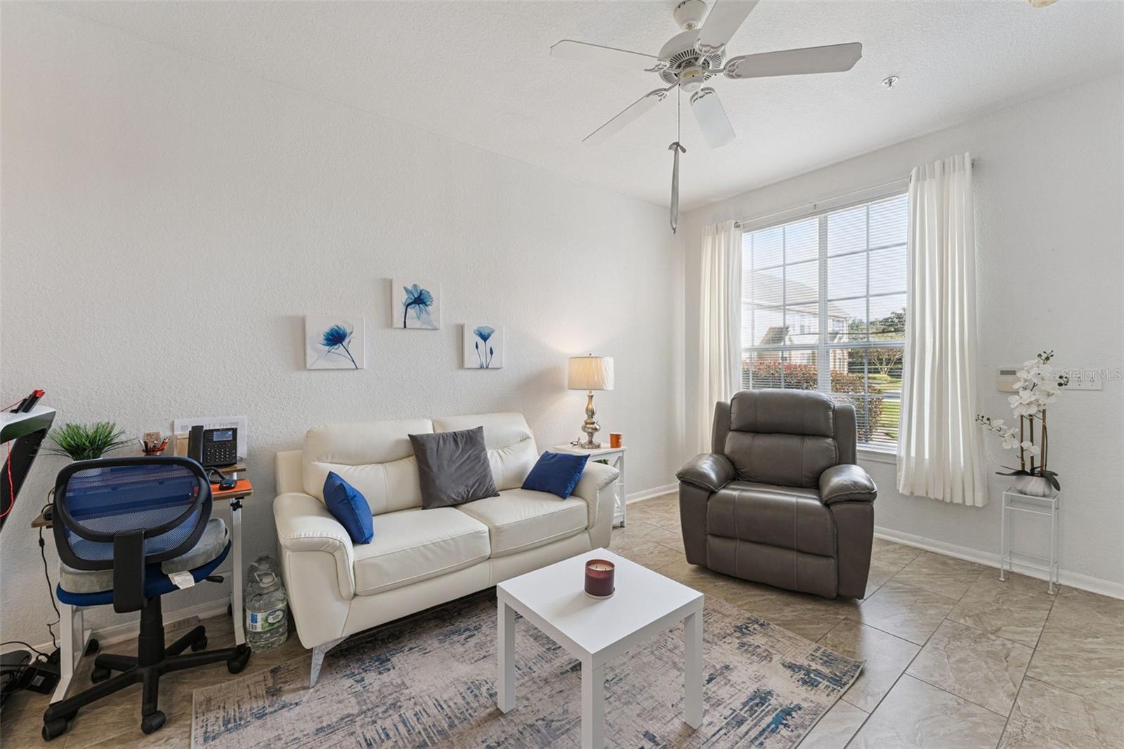 CENTRAL PARK ON LEE VISTA - Residential