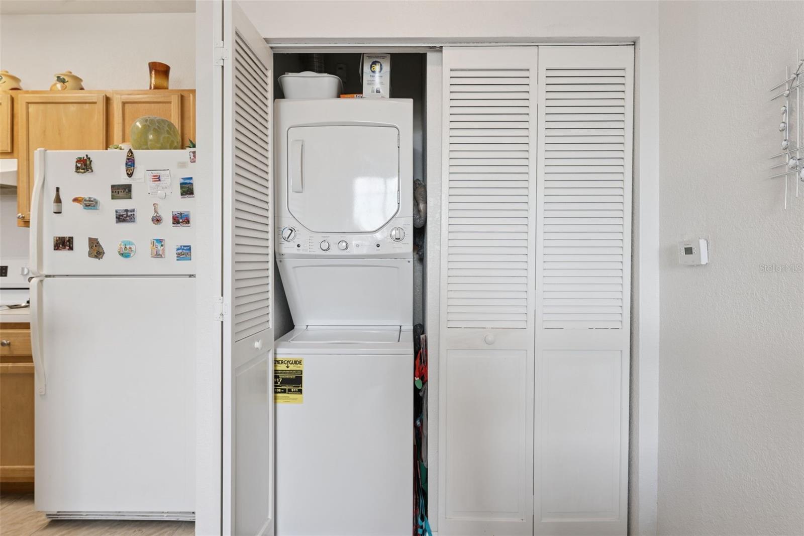 CENTRAL PARK ON LEE VISTA - Residential