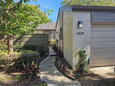 Photo of 1529 N Carolwood Boulevard, Fern Park, FL 32730 (MLS # R4910233)