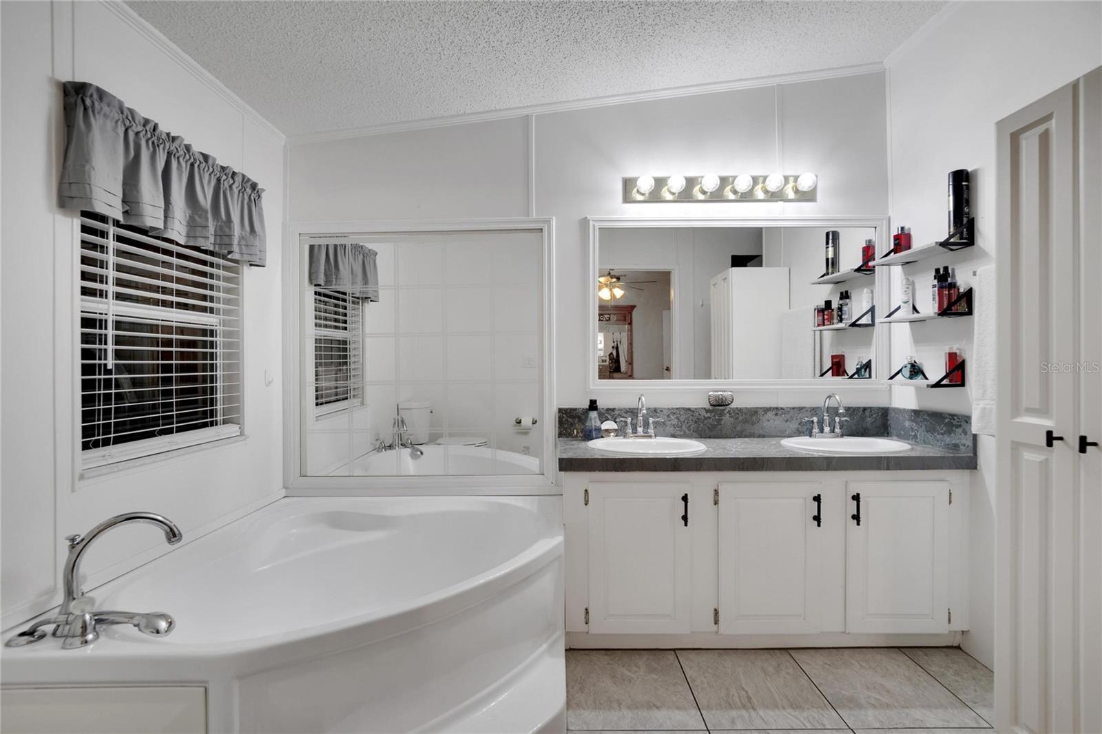 LAKE FANTASIA PLATTED SUB - Residential