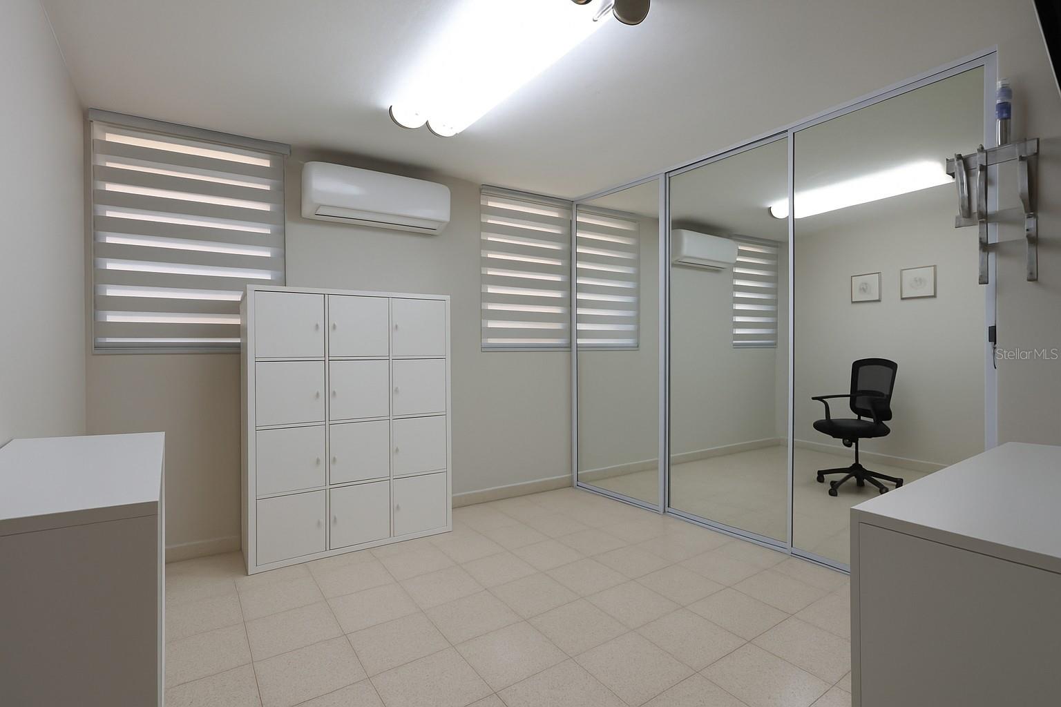 VICTOR BRAEGGER - Residential