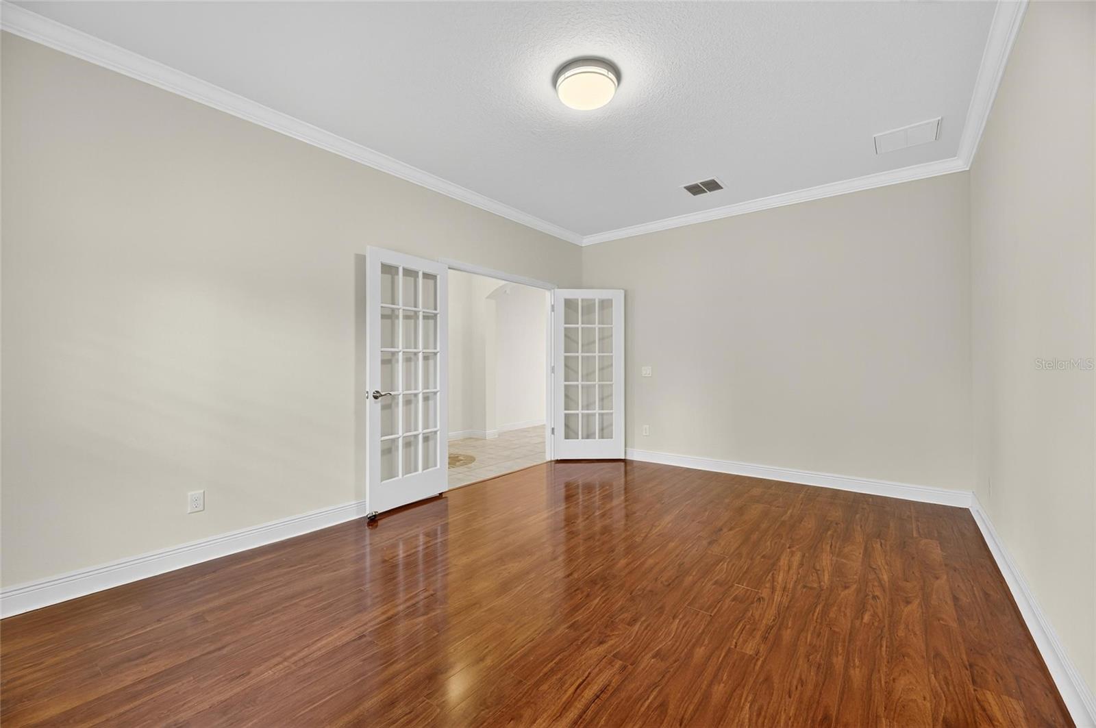 ESTUARY PH 5 - Residential Lease
