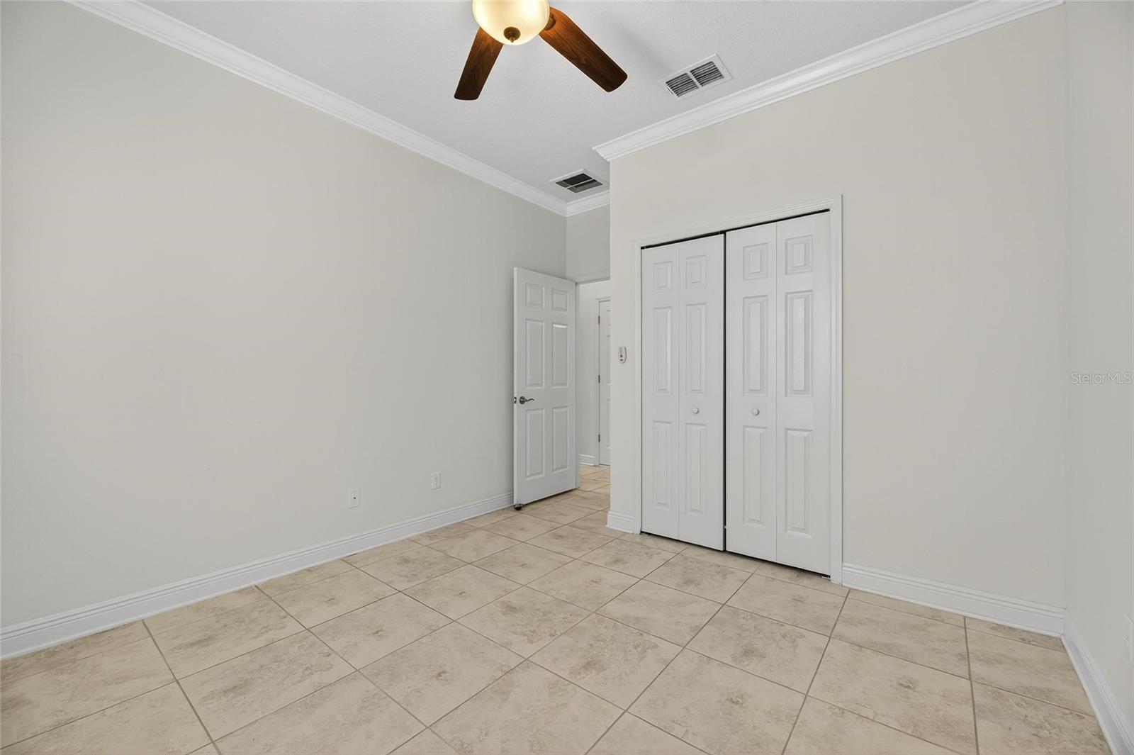 ESTUARY PH 5 - Residential Lease
