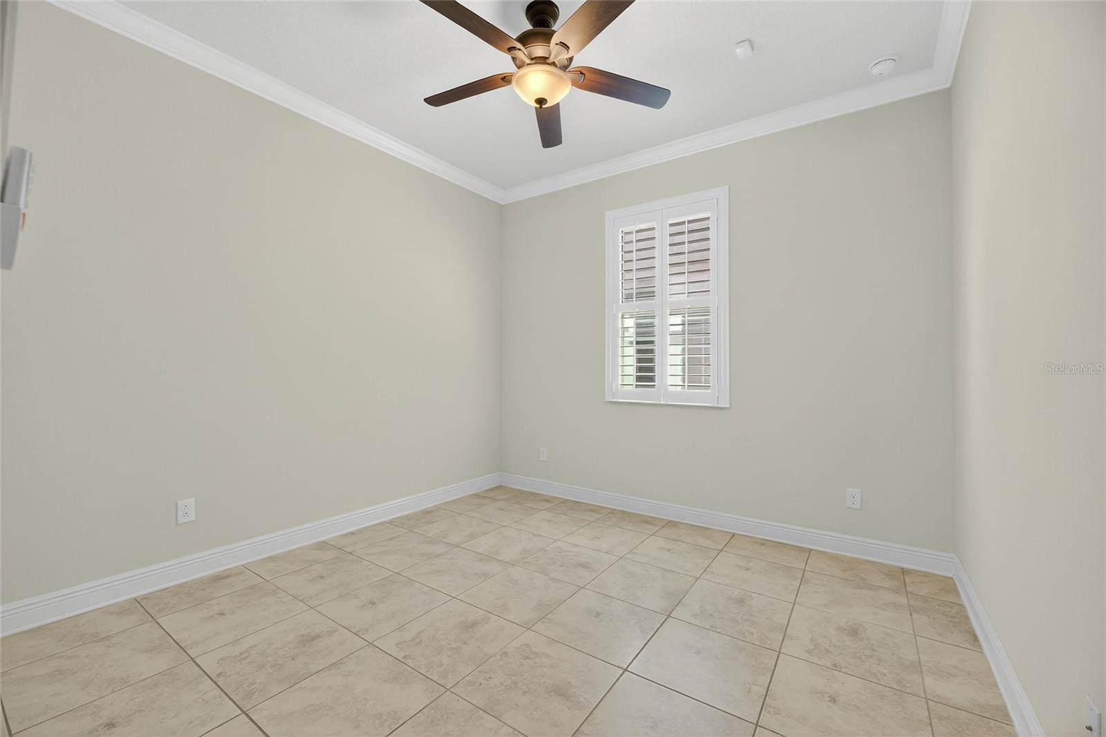 ESTUARY PH 5 - Residential Lease