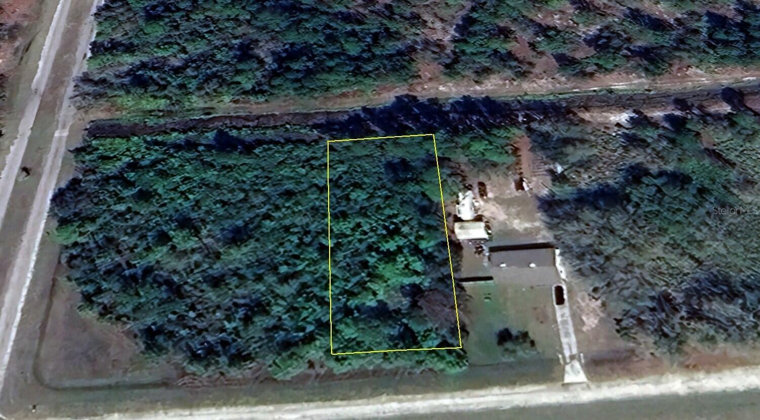 Discover your opportunity to own a piece of Florida with this expansive land parcel in Lake Estates, FL. Nestled on Palm Avenue, this serene property has ample space to design and build your dream home. Enjoy the tranquility of nature while being conveniently located near recreational amenities, including golfing and fishing. A rare chance to craft a personalized haven in a welcoming community. Don't miss out on making this versatile land your own.