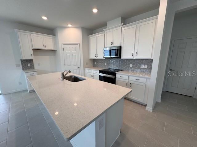 371 RIDGEMARK AVENUE