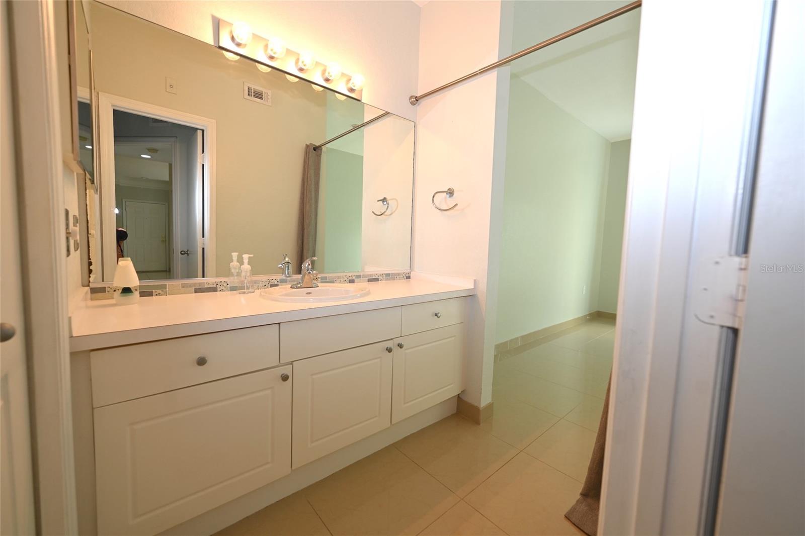 SERENADE ON PALMER RANCH - Residential Lease