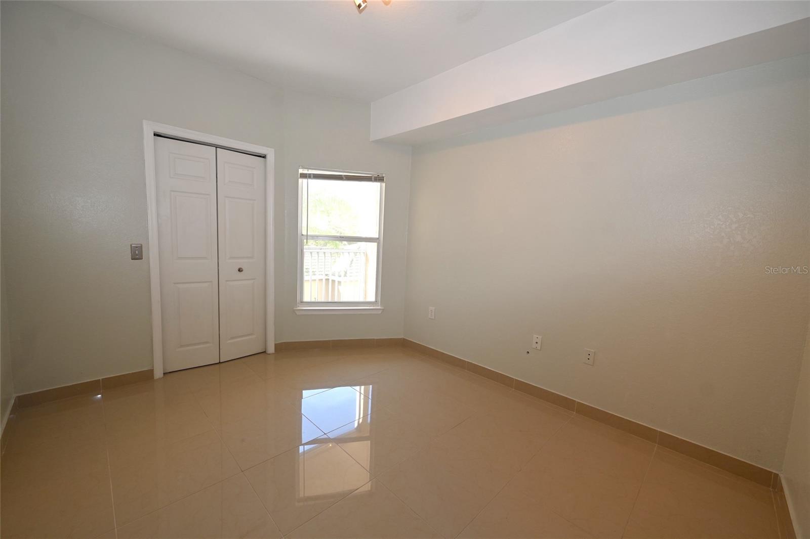 SERENADE ON PALMER RANCH - Residential Lease