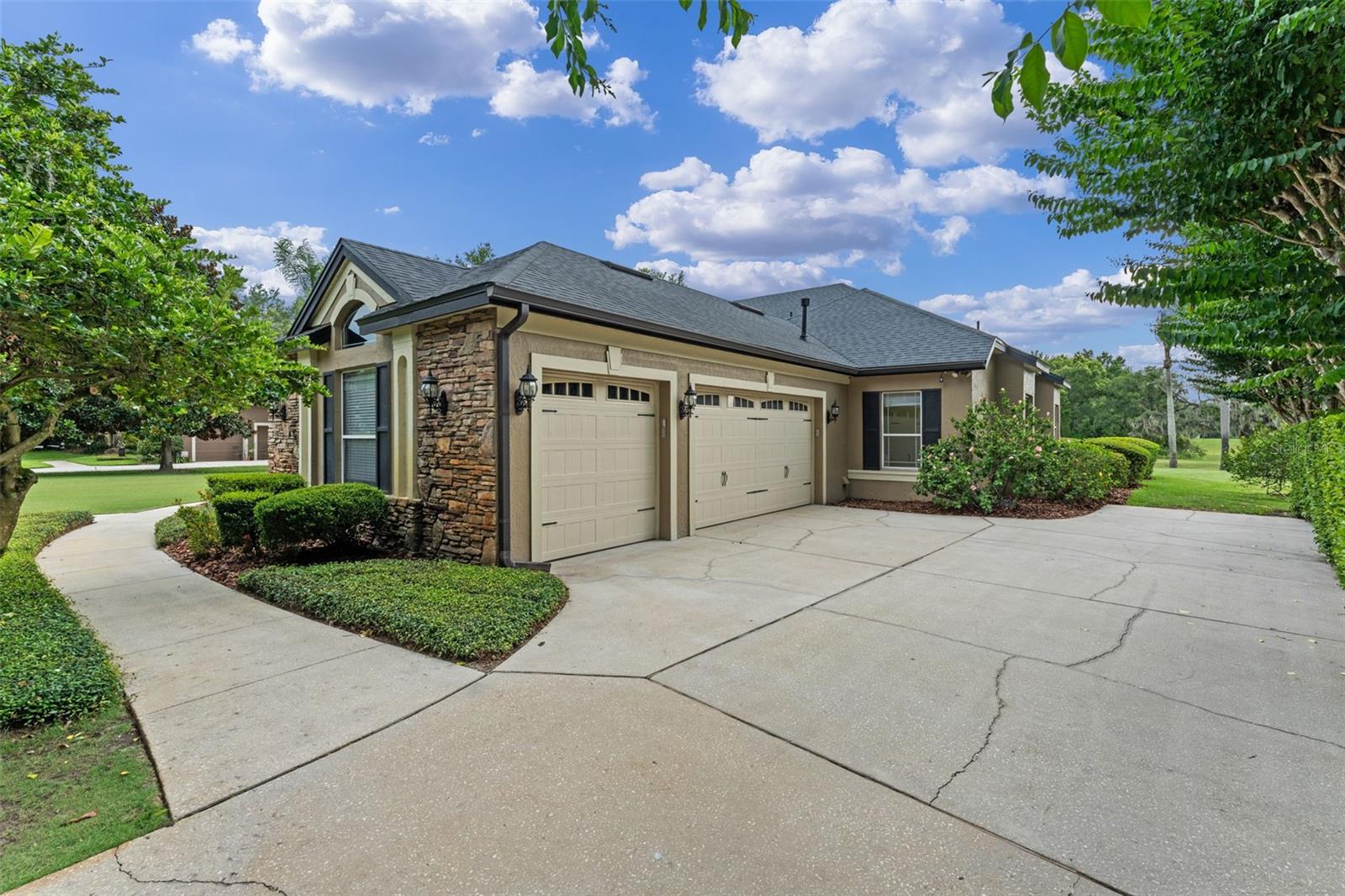 1224 NORTHERN WAY