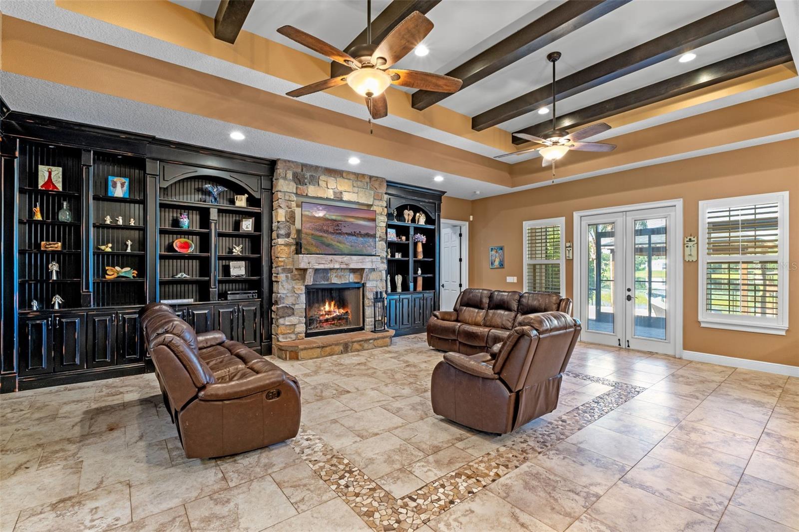 CHULA VISTA - Residential