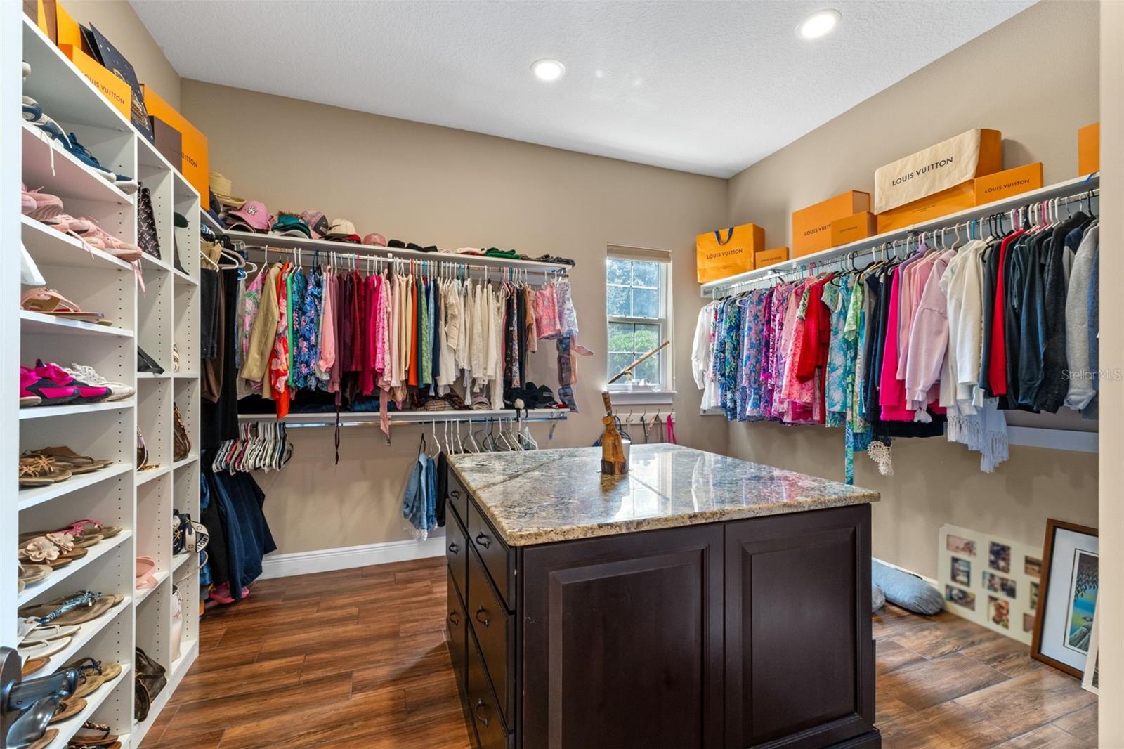 CHULA VISTA - Residential