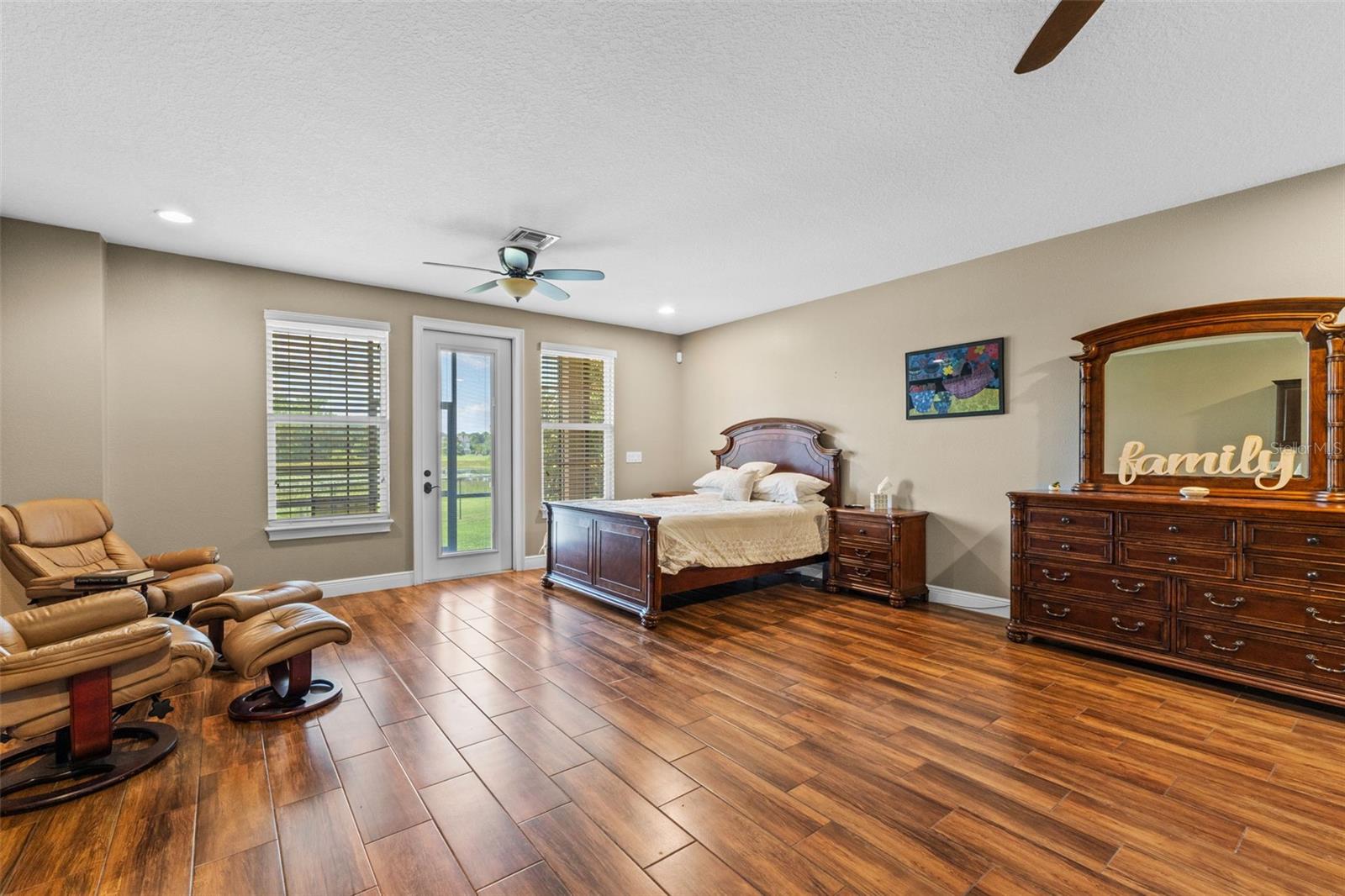 CHULA VISTA - Residential