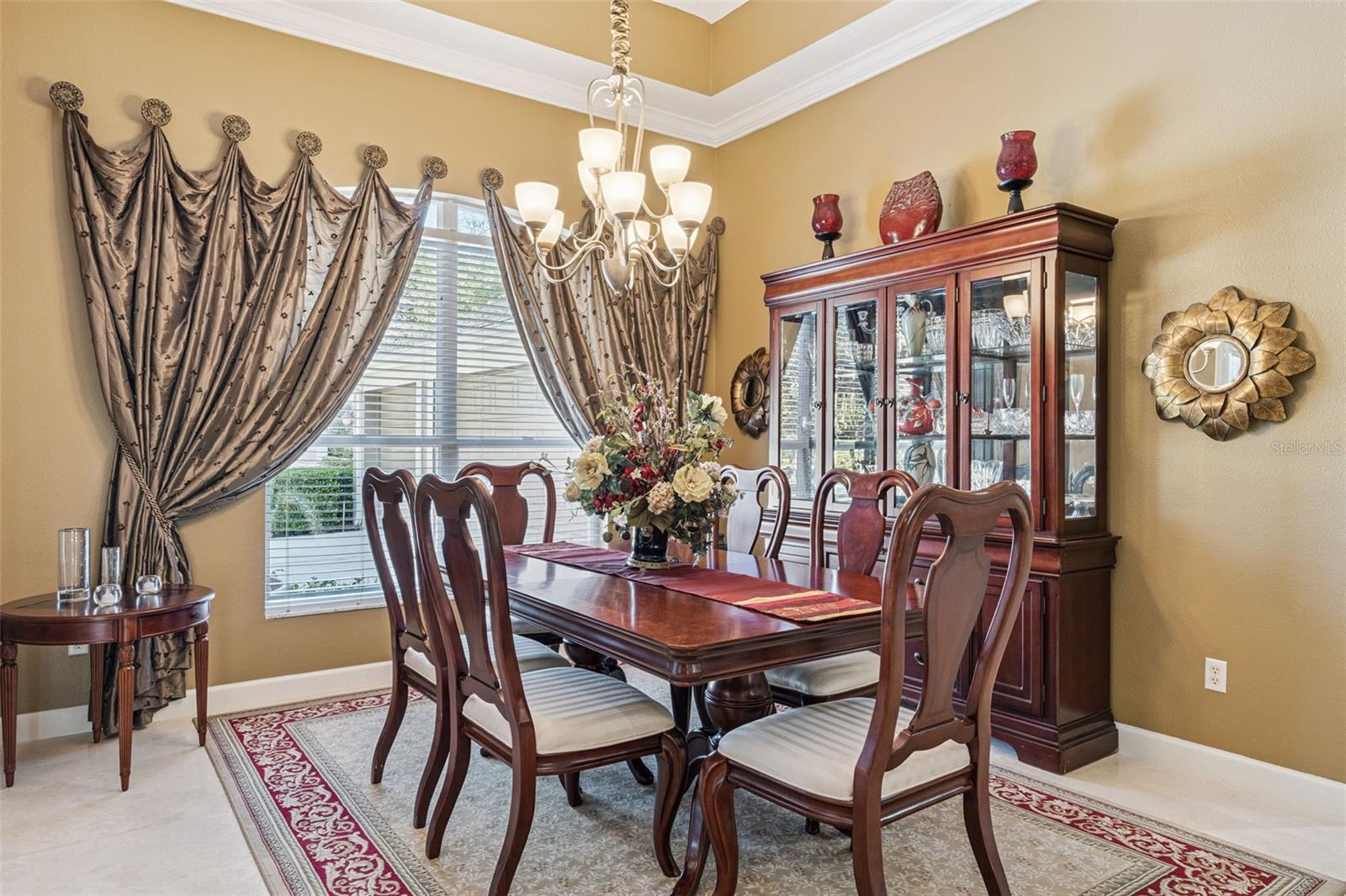 SEVILLE CHASE - Residential