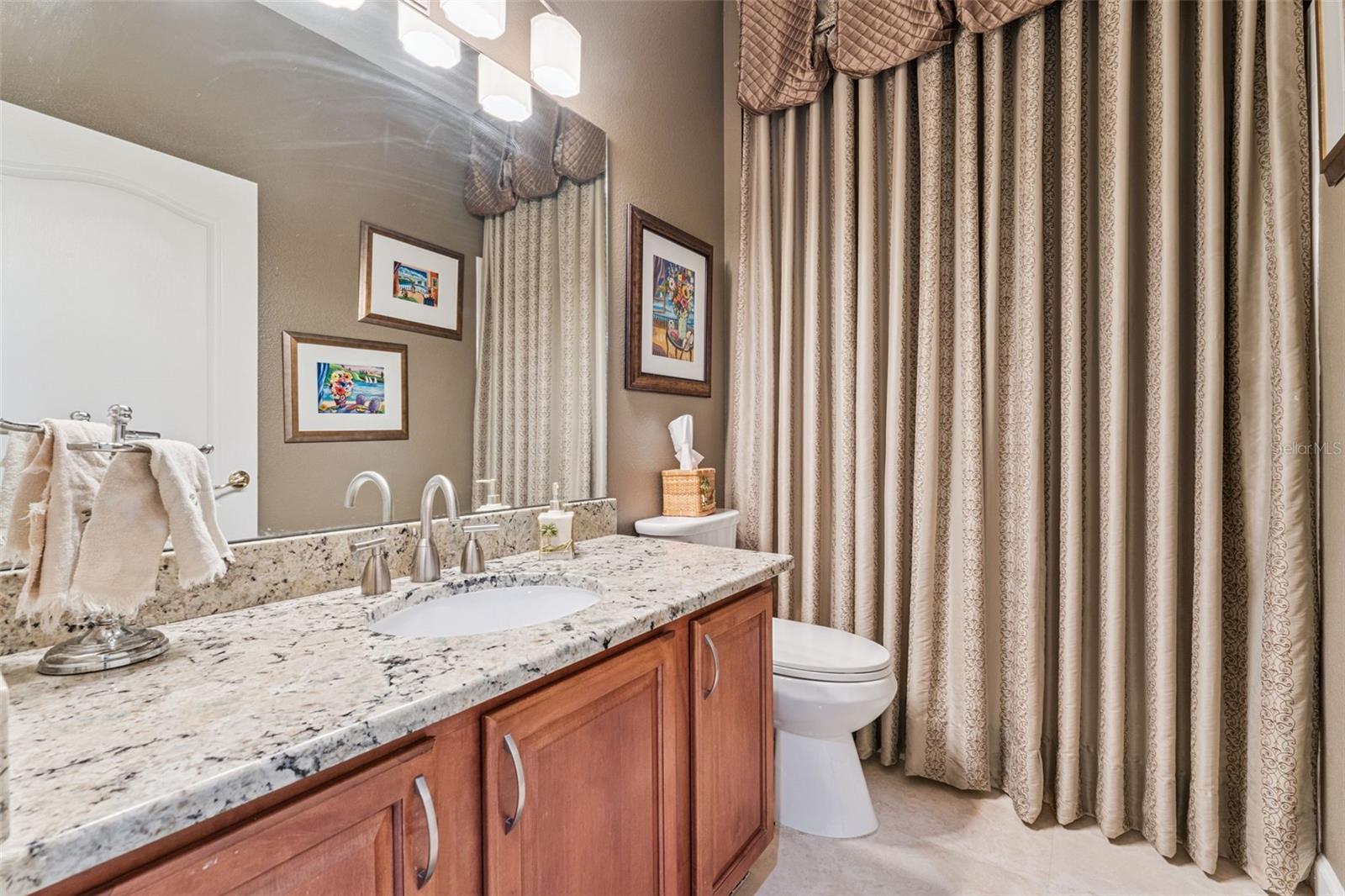 SEVILLE CHASE - Residential