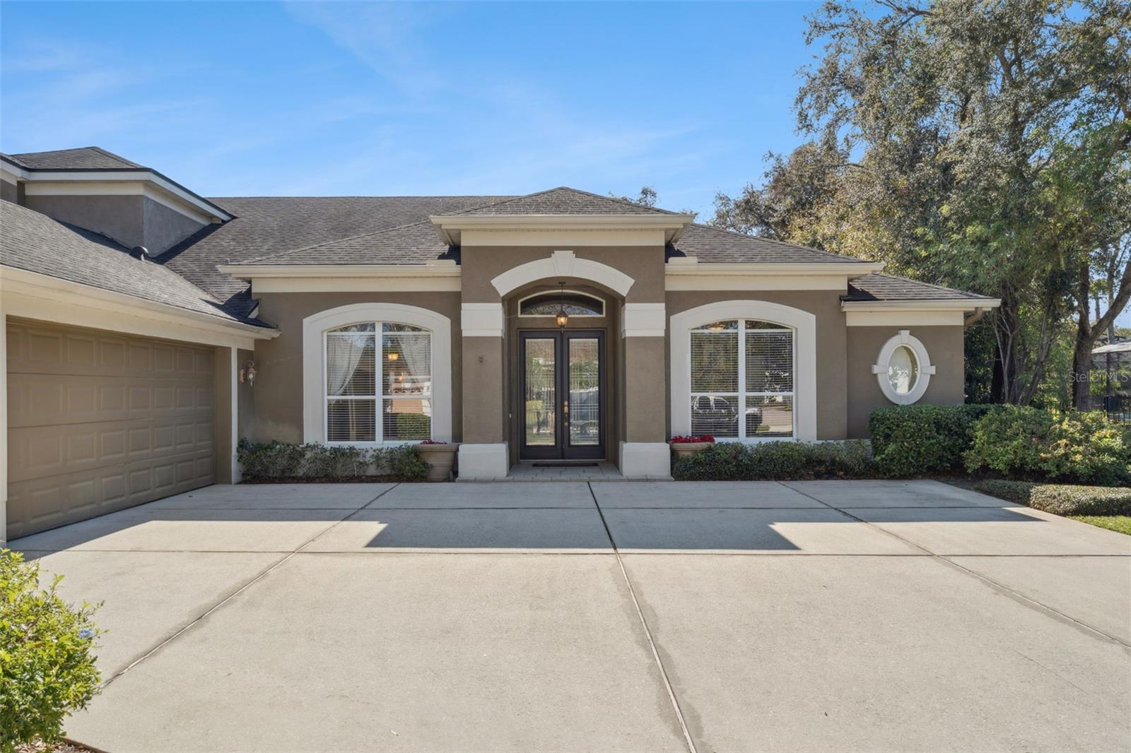 SEVILLE CHASE - Residential