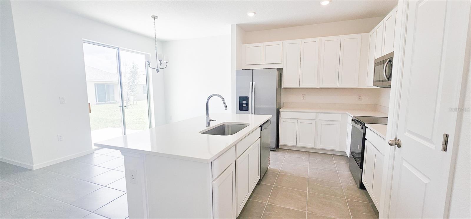 CYPRESS PARK ESTATES - Residential Lease