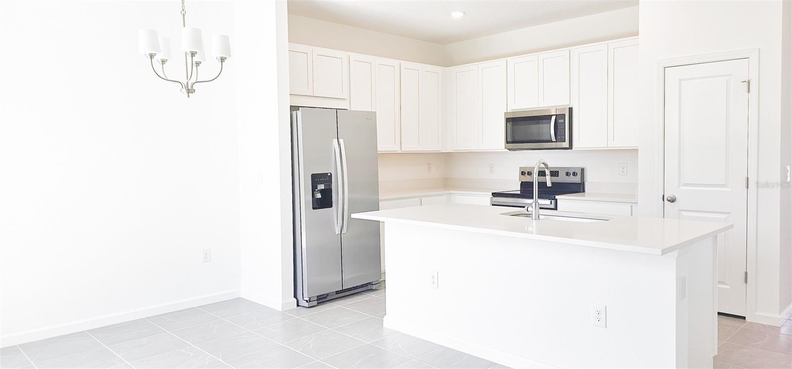 CYPRESS PARK ESTATES - Residential Lease