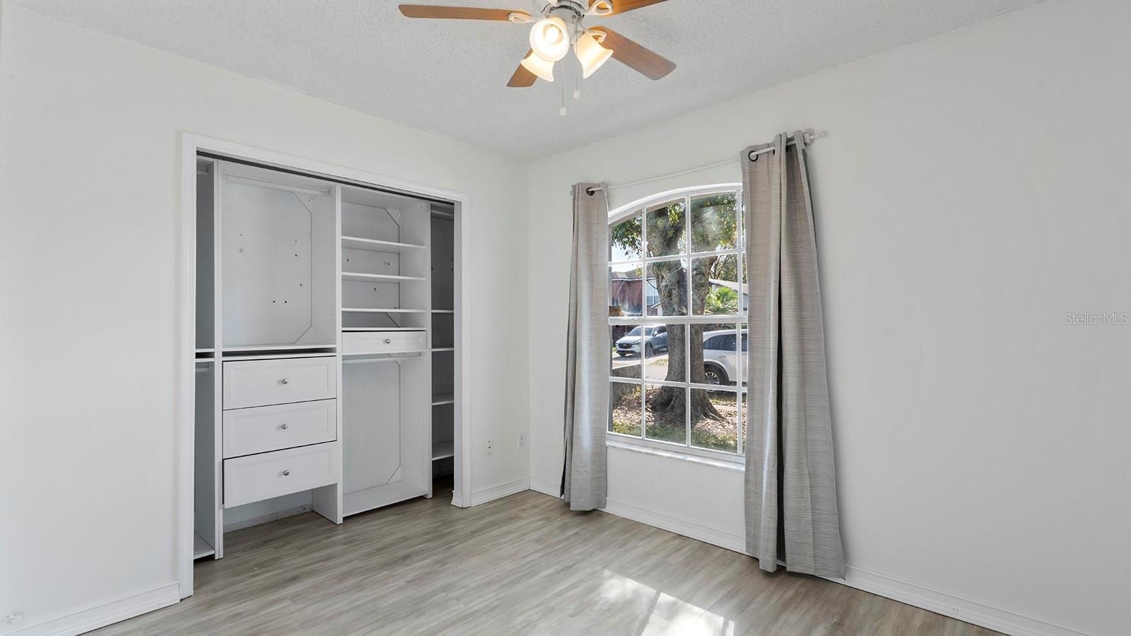 CHELSEA PARC EAST - Residential