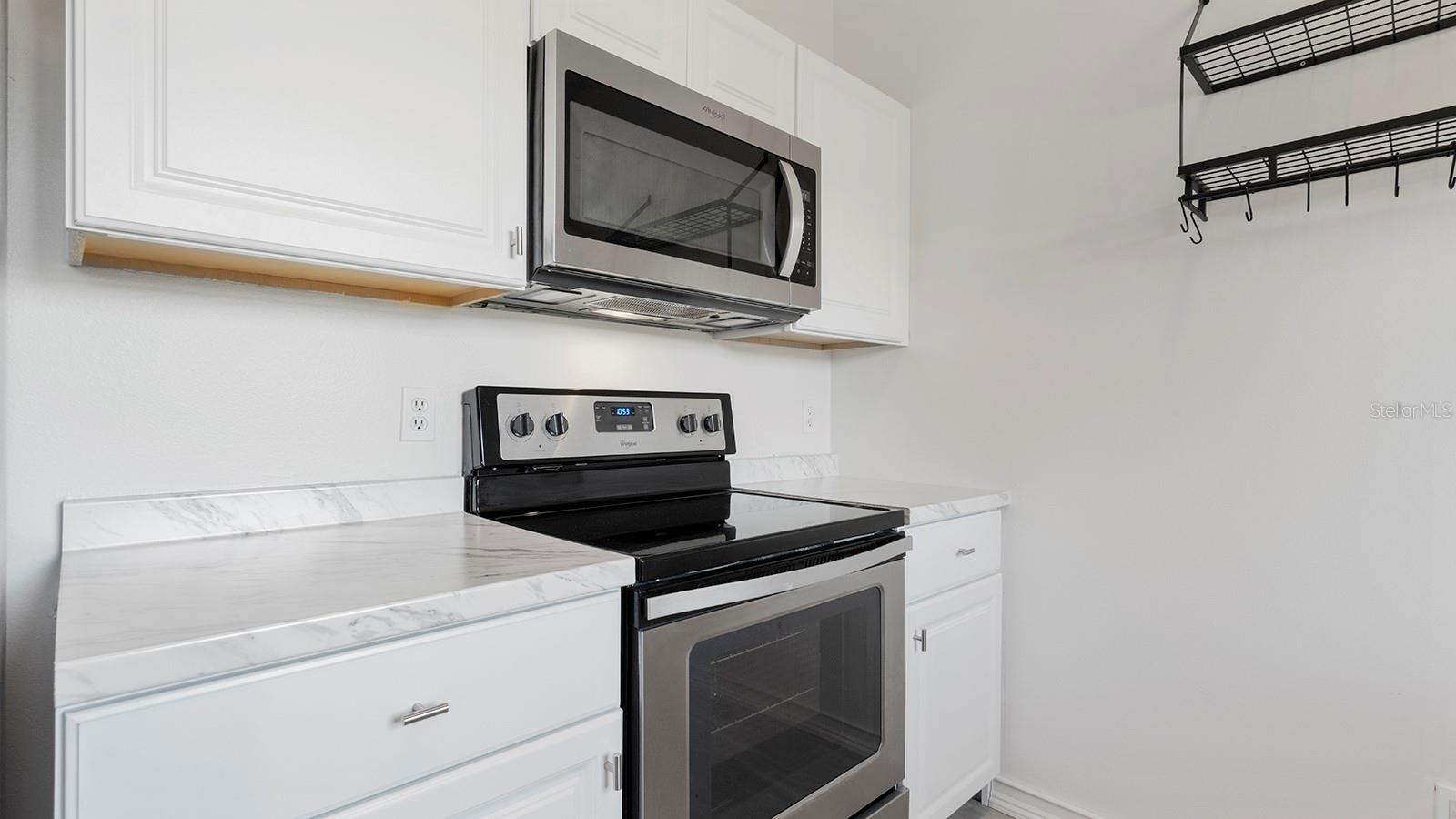 CHELSEA PARC EAST - Residential