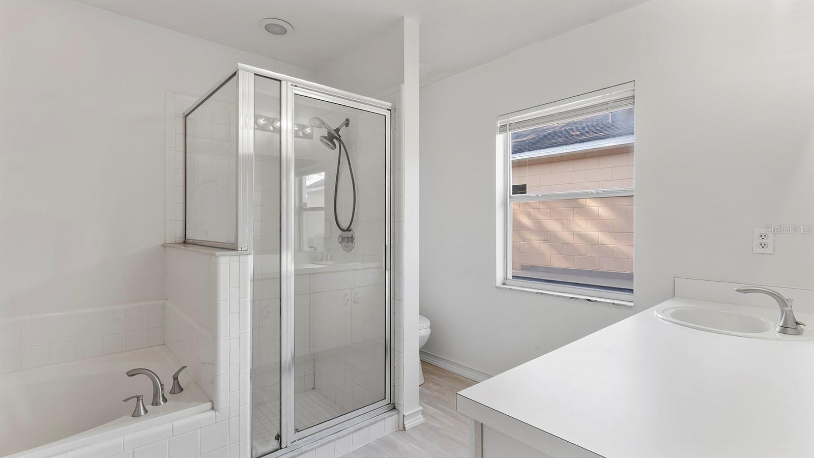 CHELSEA PARC EAST - Residential