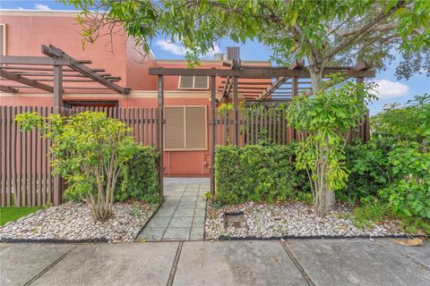 1490 LAGUNA LANE PEMBROKE PINES FL 33026