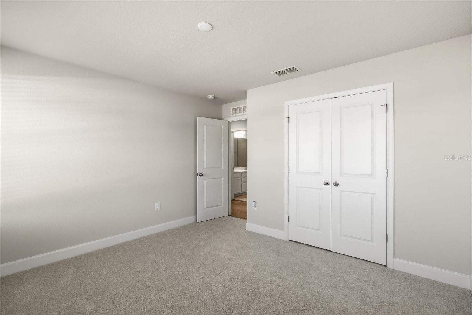 DORA LANDINGS - Residential