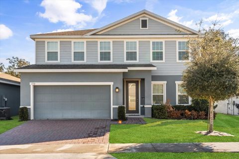 Photo of 1710 Summer Rose Drive, Mount Dora, FL 32757 (MLS # G5108058)