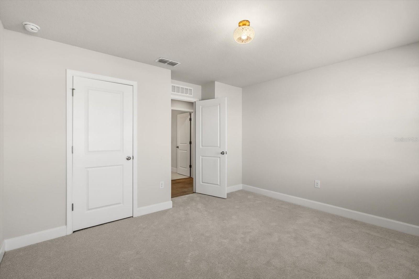 DORA LANDINGS - Residential