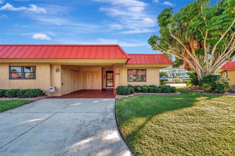Photo of 9611 Valencia Cove, Bradenton, FL 34210 (MLS # A4669324)