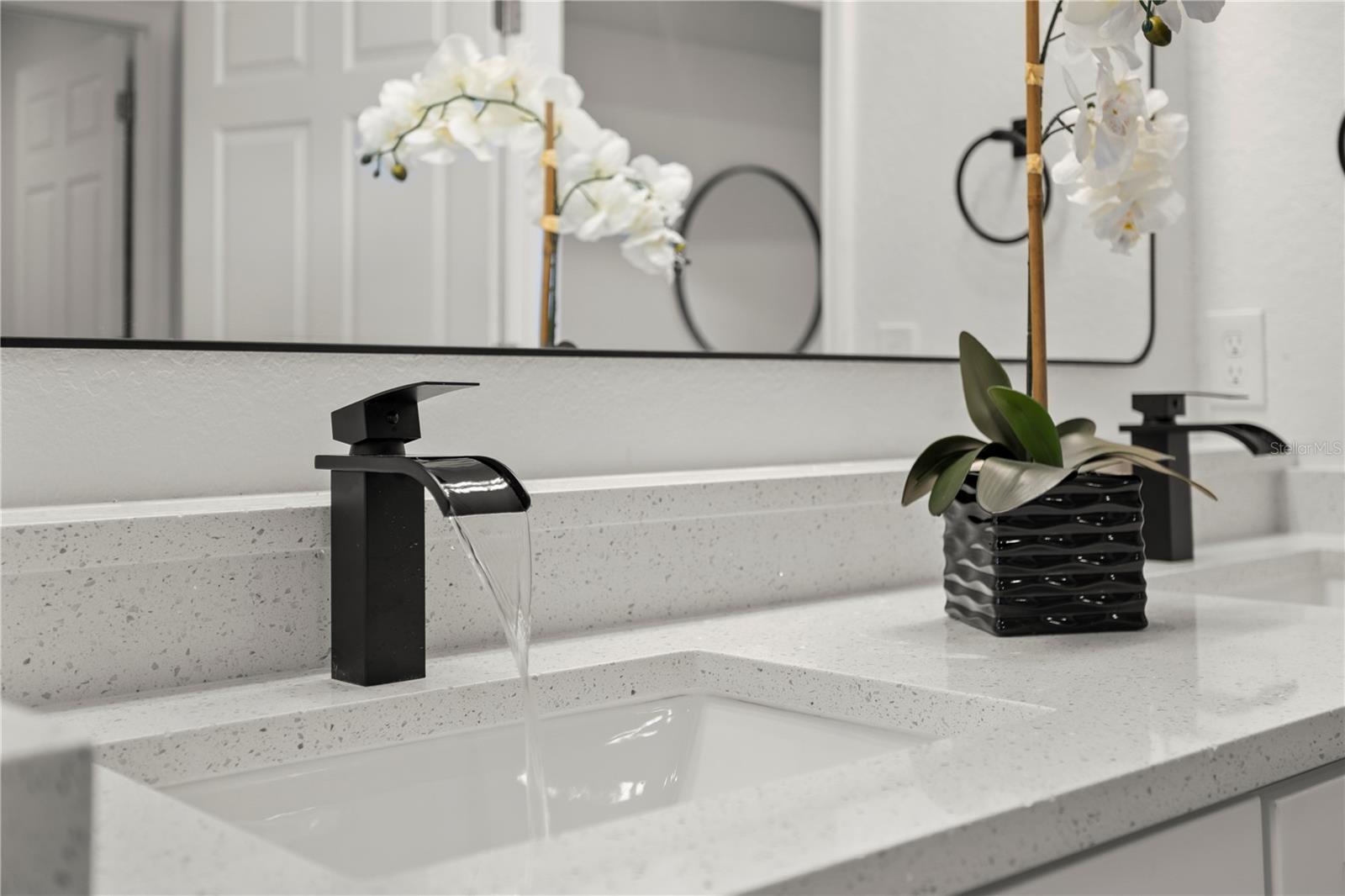 THE GROVES NORTH - Residential