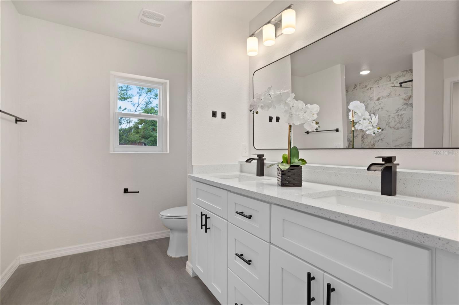 THE GROVES NORTH - Residential