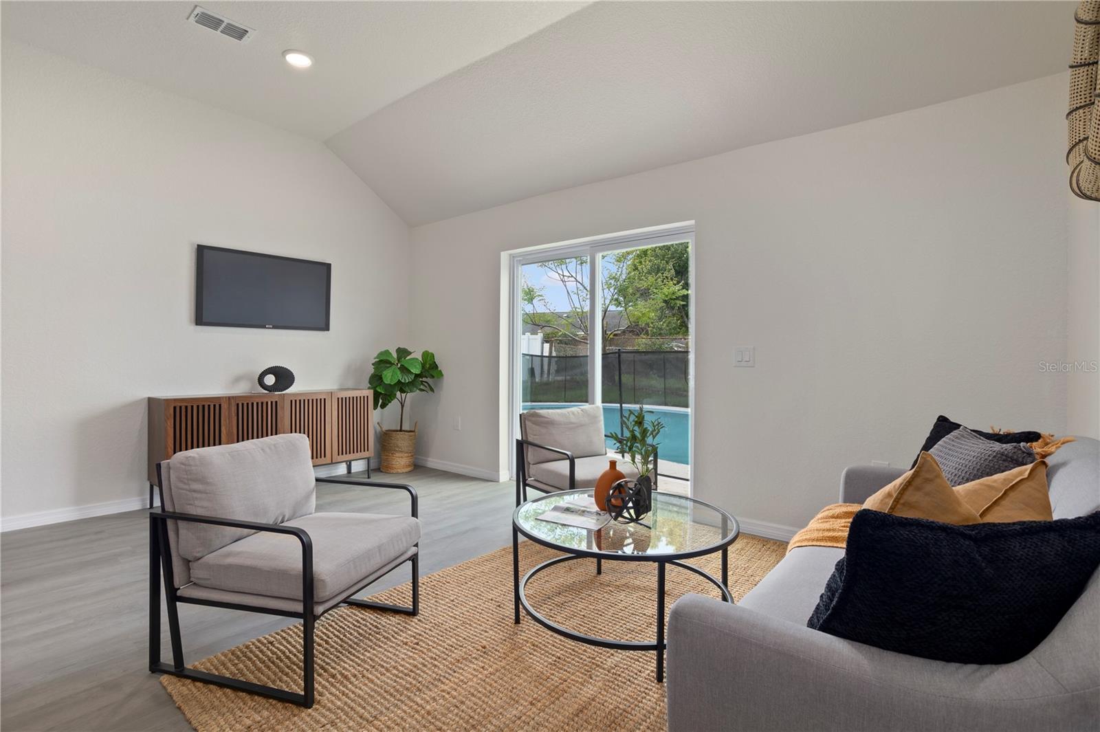 THE GROVES NORTH - Residential