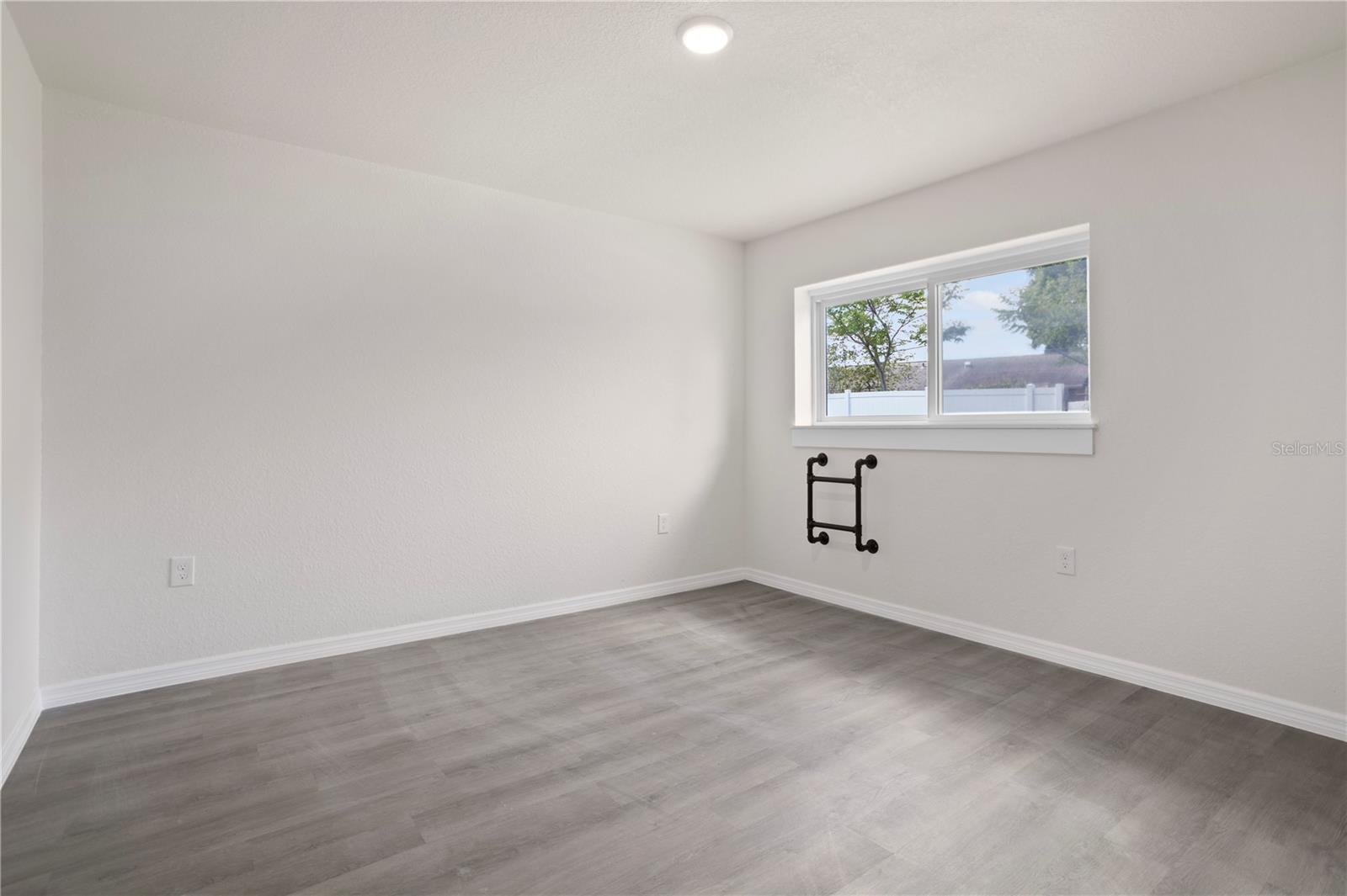 THE GROVES NORTH - Residential