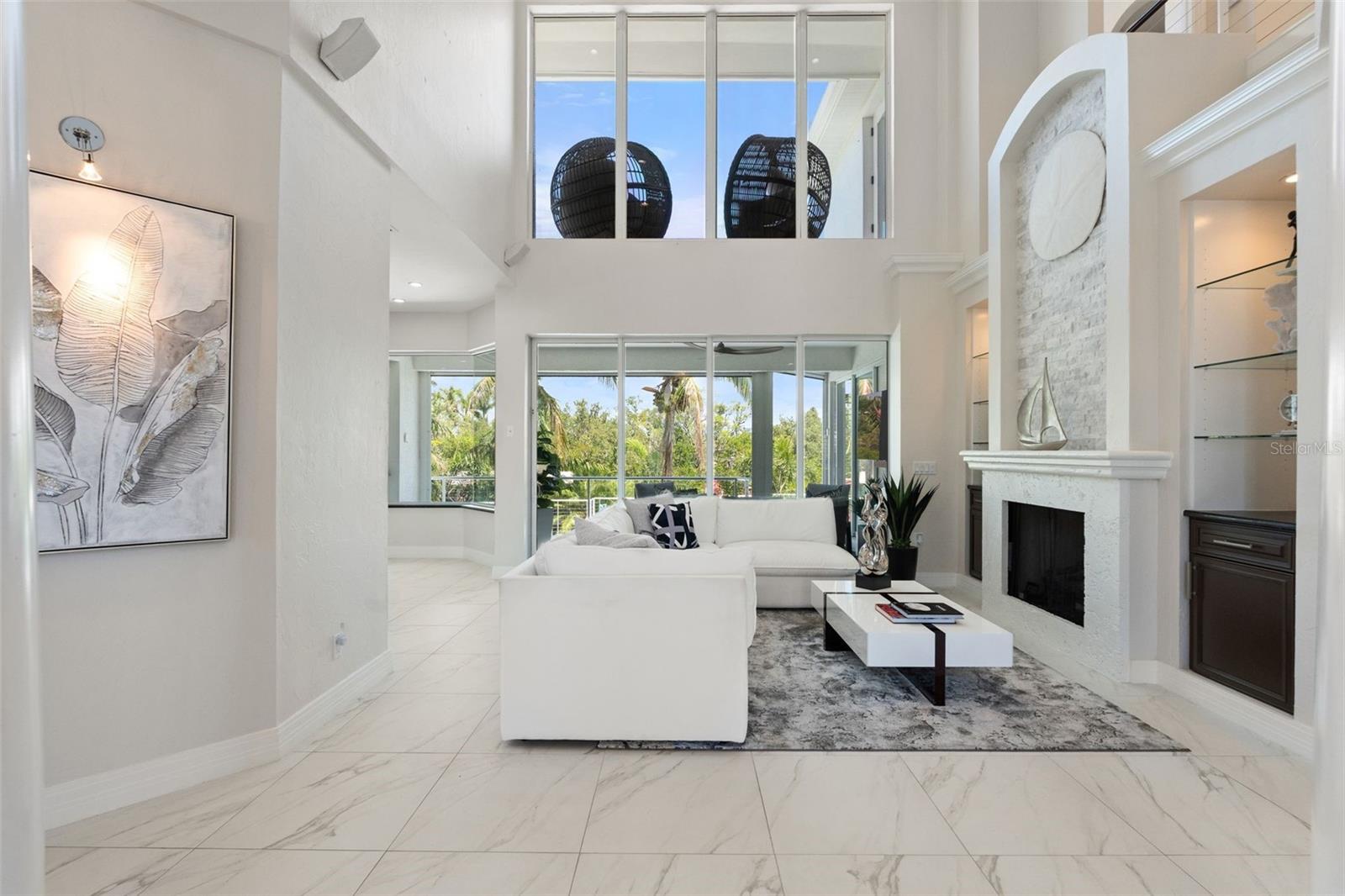 HAWKS HARBOR - Residential