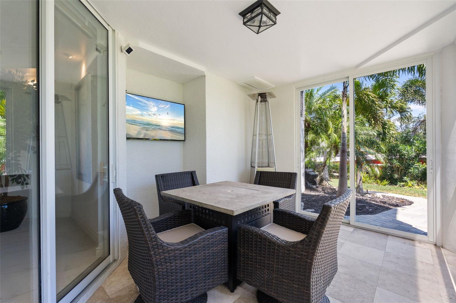 HAWKS HARBOR - Residential