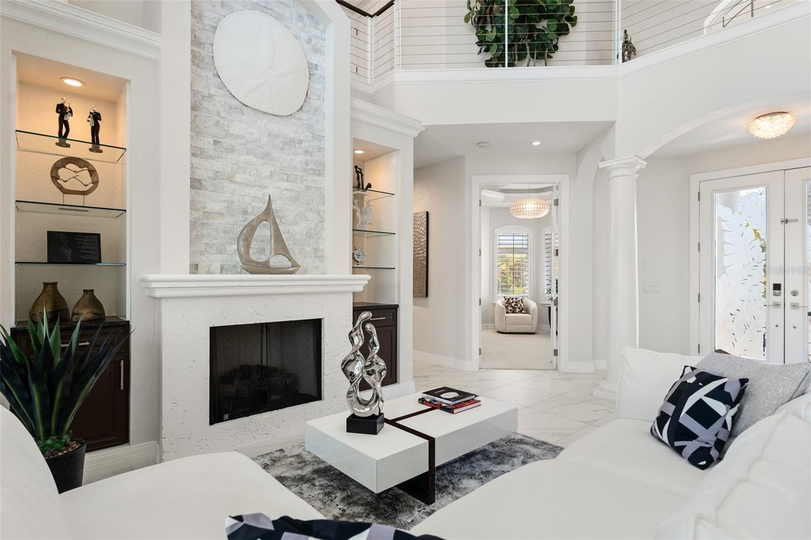 HAWKS HARBOR - Residential