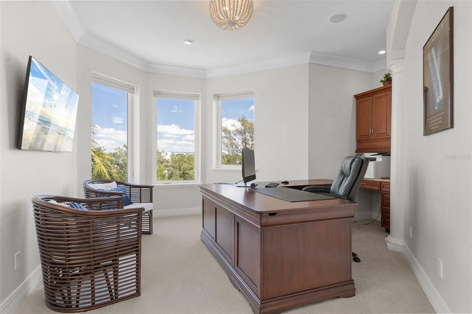 HAWKS HARBOR - Residential