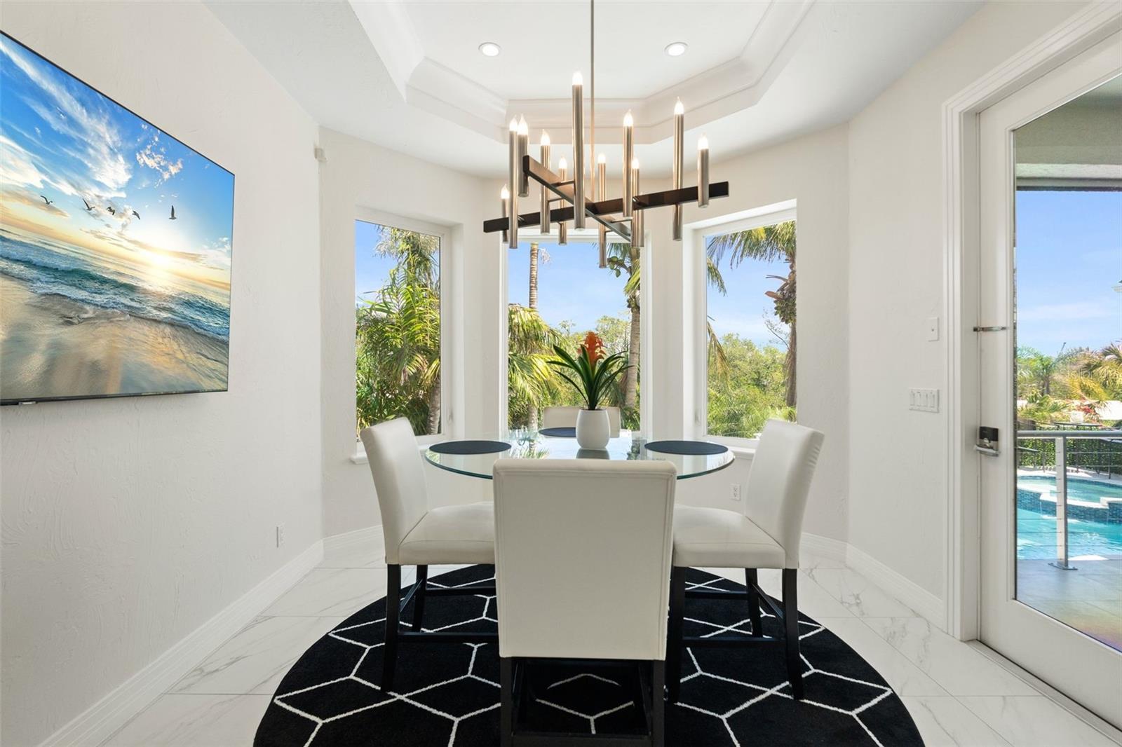 HAWKS HARBOR - Residential