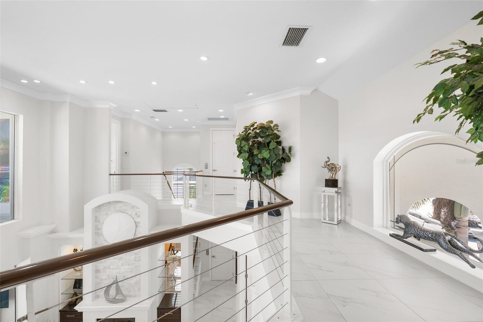 HAWKS HARBOR - Residential