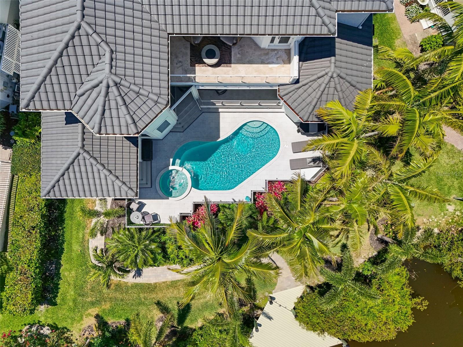 HAWKS HARBOR - Residential