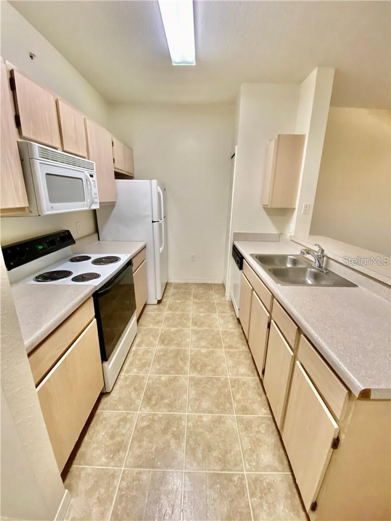 CYPRESS FAIRWAY - Residential Lease